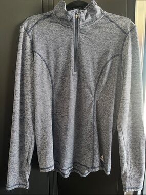 New Rebook Blue half zip shirt
